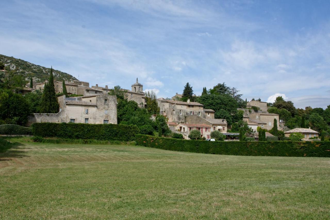 Maubec  Les Biguieres旅馆 外观 照片
